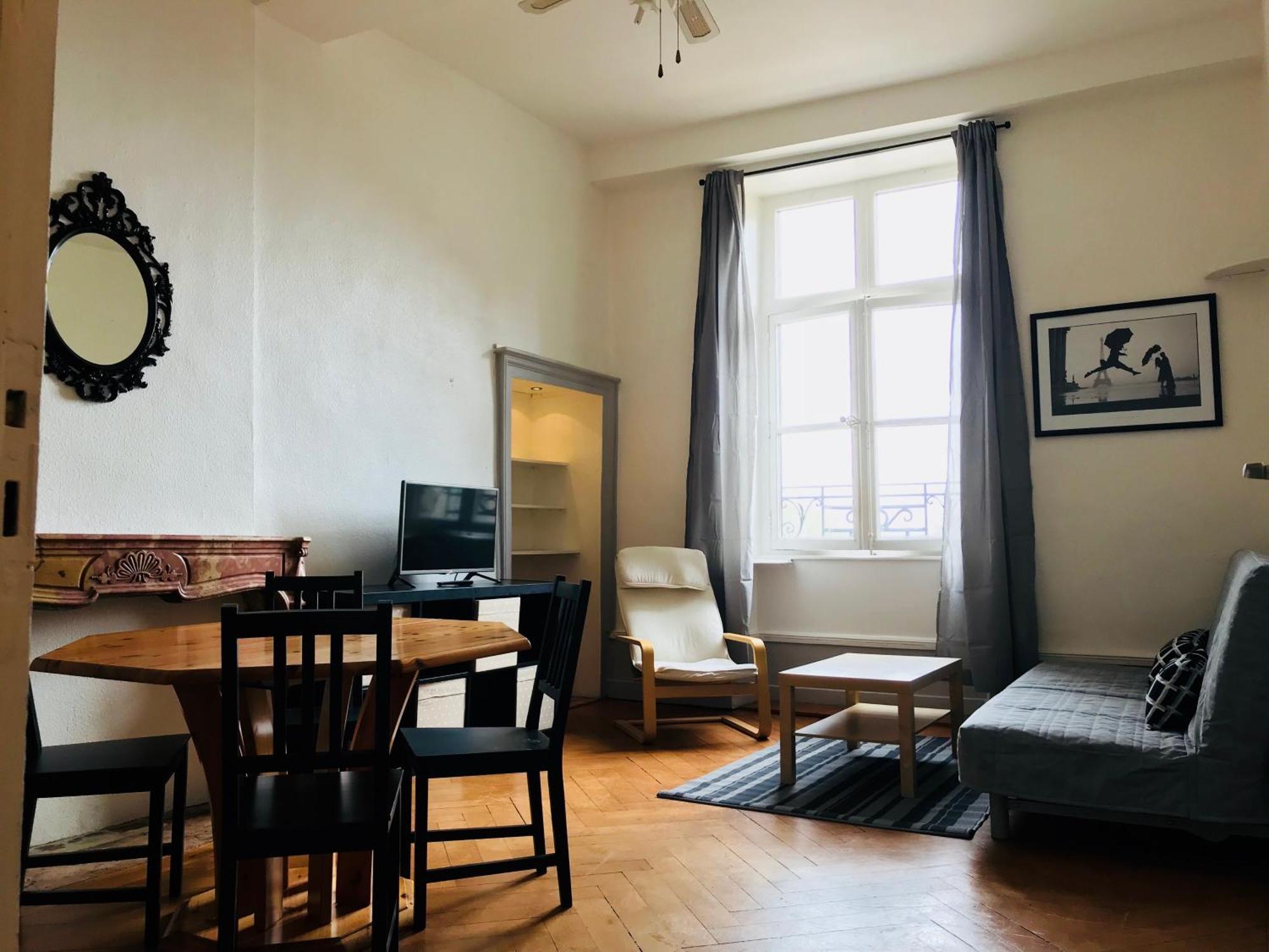 Nos Au Centre A Apartment *
